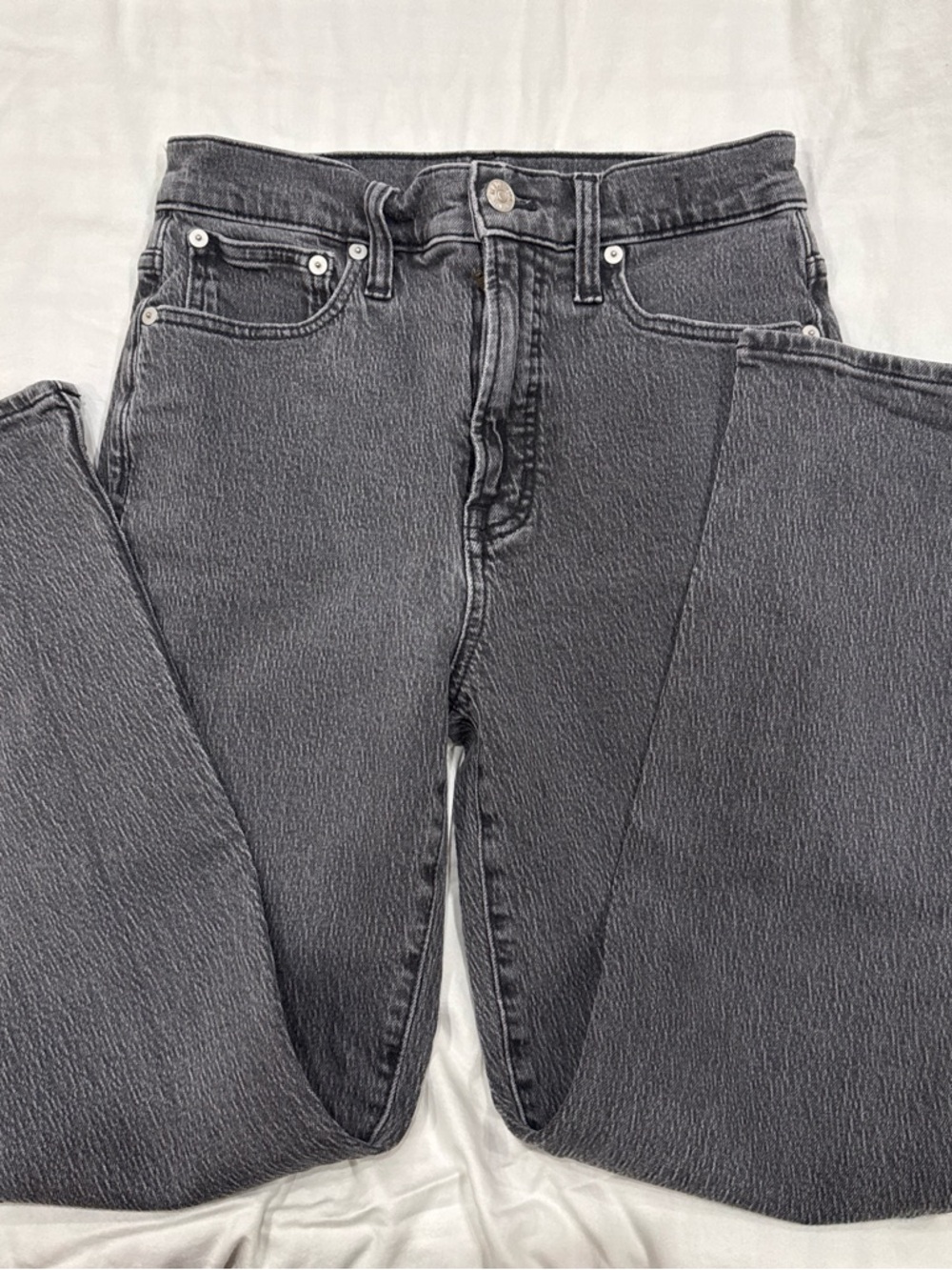 Madewell High-Rise Straight Jeans in Washed Black